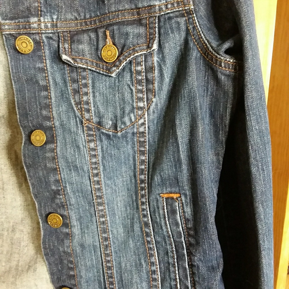 Jean jacket - Picture 2 of 4